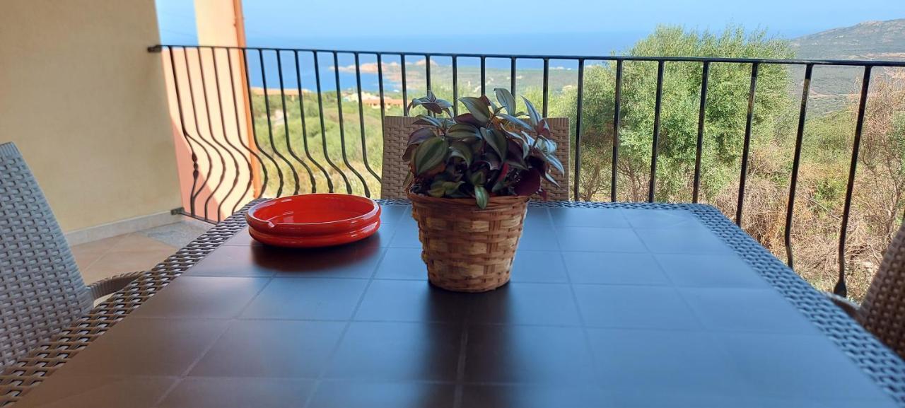 Isola Rossa Appartamenti Paduledda Buitenkant foto
