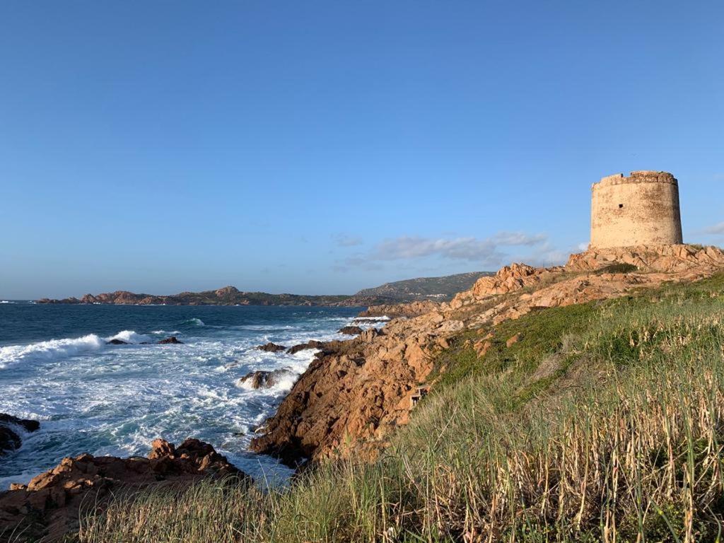 Isola Rossa Appartamenti Paduledda Buitenkant foto